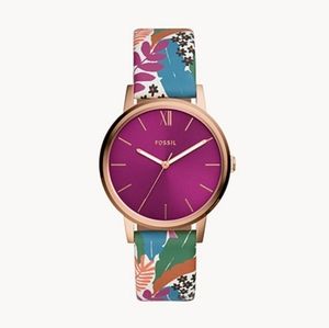 🌼 NWT Fossil floral leather watch